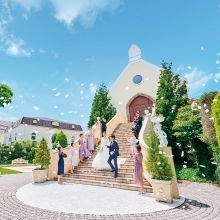 ふたりの想いを叶える上質なガーデン付貸切邸宅
ゲスト満足度の高い料理で自分達らしいもてなしを
