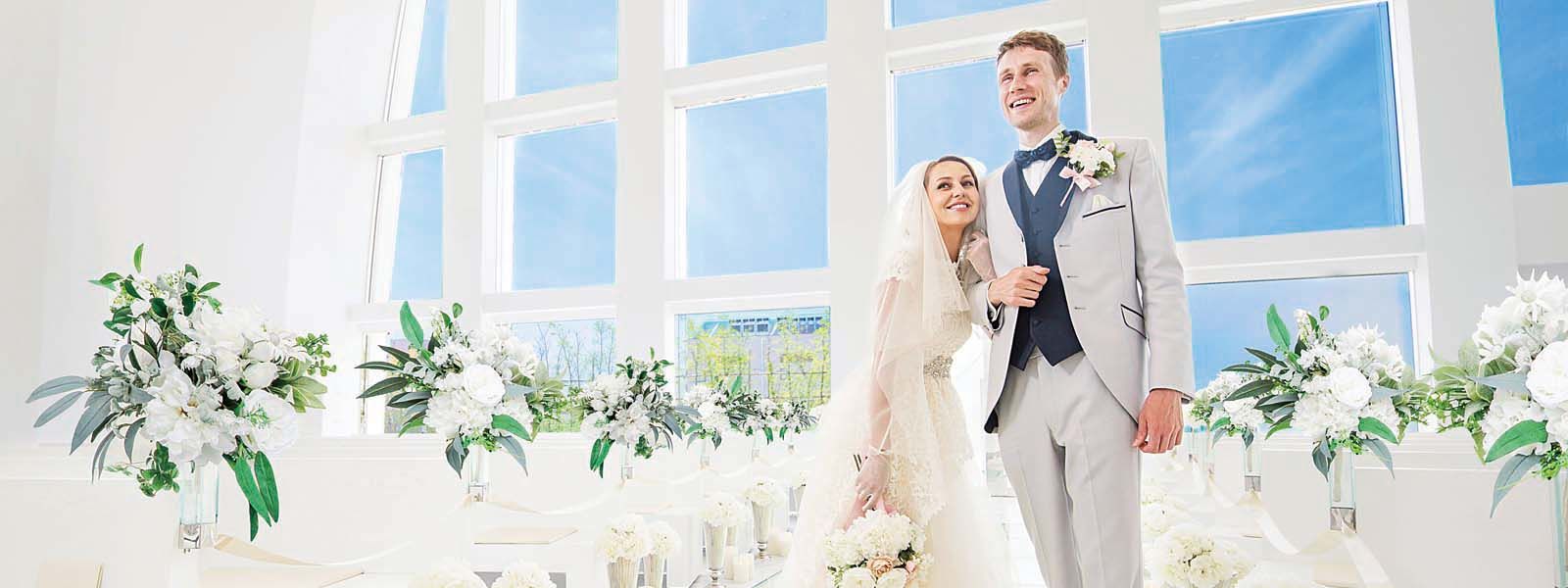 神聖な純白のチャペルと癒やしのガーデン
多彩な施設とサポート力で夢の結婚式を形に