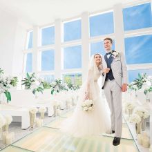 神聖な純白のチャペルと癒やしのガーデン
多彩な施設とサポート力で夢の結婚式を形に