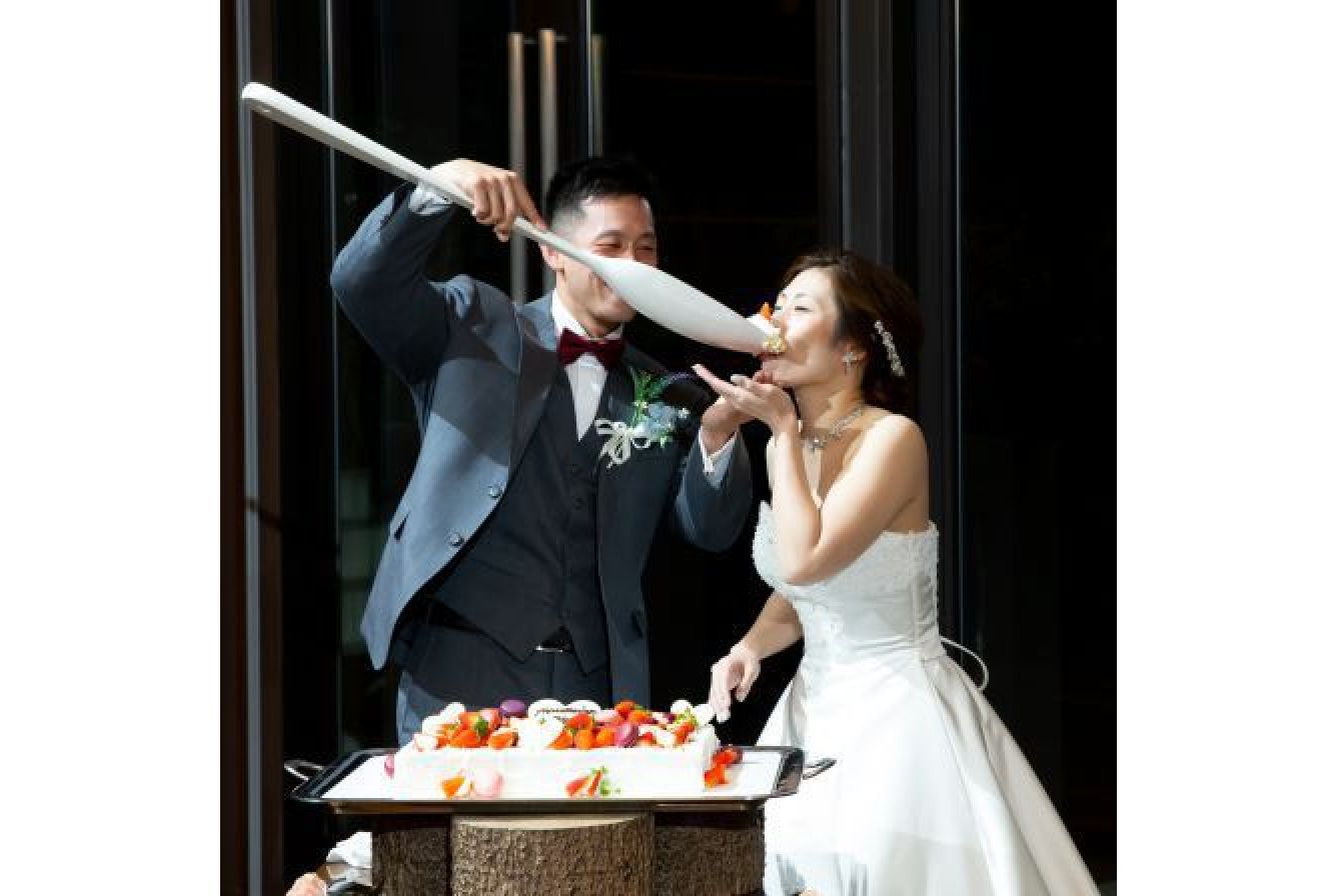 新婦がビックスプーンで!新郎たっての希望での演出