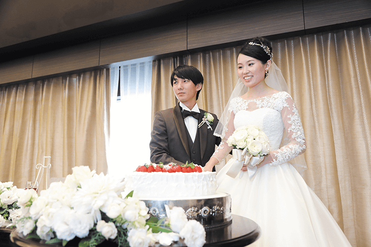 ふたりの地元の食材でもてなしの料理を華やかに