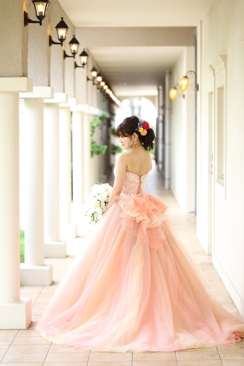 色別まとめ】新潟花嫁が選んだカラードレス26選♡ | こまウエMAGAZINE